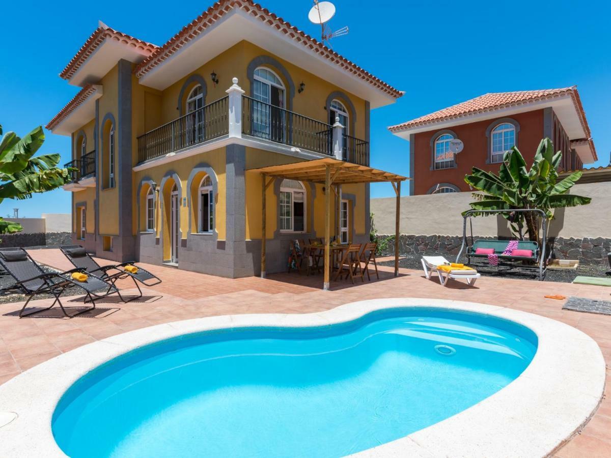 أذيخي Amazing Villa Viktoria! Pool Big Garden المظهر الخارجي الصورة